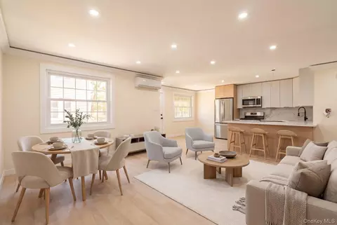 11532 124th St, New York, NY 11420