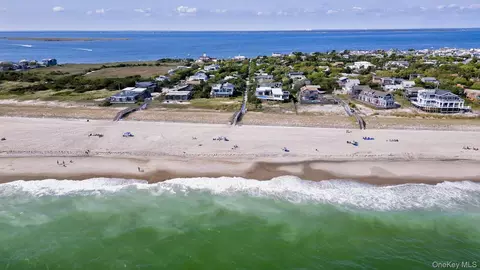 View/Area - 39 Sloop Walk, Islip, NY 11770 photo 6 of 12