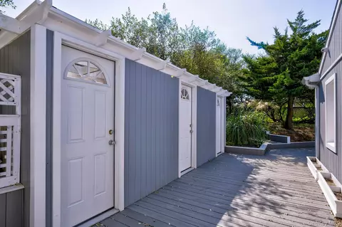 Exterior - 39 Sloop Walk, Islip, NY 11770 photo 5 of 8