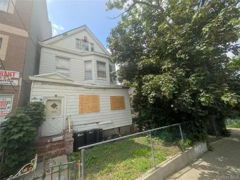 168 W Kingsbridge Rd, New York, NY 10463