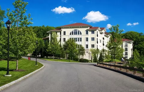 603 Trump Park #603, Yorktown, NY 10588