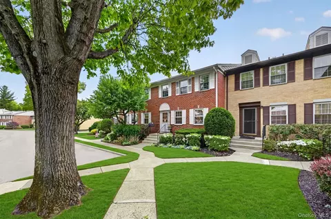 426 Genesee Ct, Ramapo, NY 10901