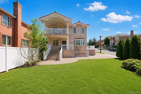24809 Rushmore Ave, Douglaston, NY 11362