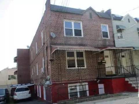 2962 Wickham Ave, New York, NY 10469