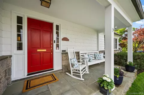 52 Midland Ave, Bronxville, NY 10708