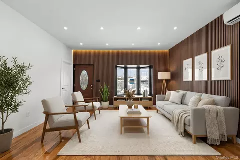 112-18 159th St, New York, NY 11433