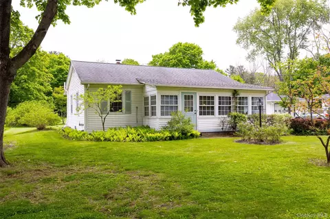3 Church Street Ext, Red Hook, NY 12571