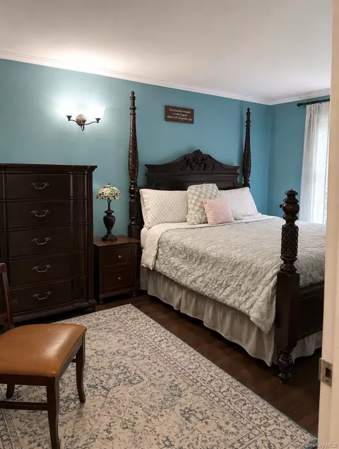 Bedroom - 930 Merrick Rd #5, Baldwin, NY 11510 photo 2 of 3