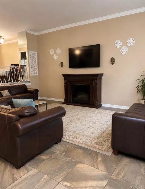 Living - 930 Merrick Rd #5, Baldwin, NY 11510 photo 1 of 1