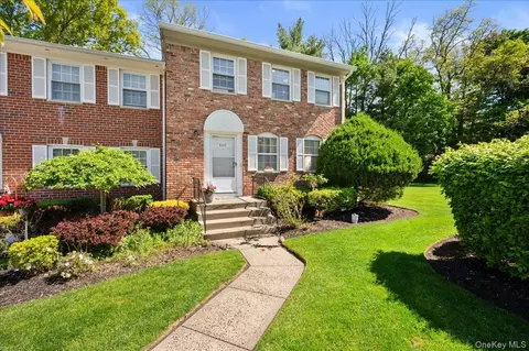 459 Hopi Ct, Ramapo, NY 10901