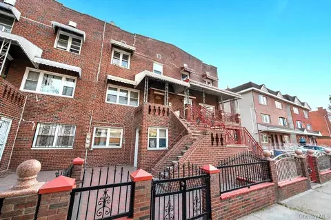 1128 E 84th St, Brooklyn, NY 11236