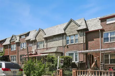 3120 78th St, East Elmhurst, NY 11370
