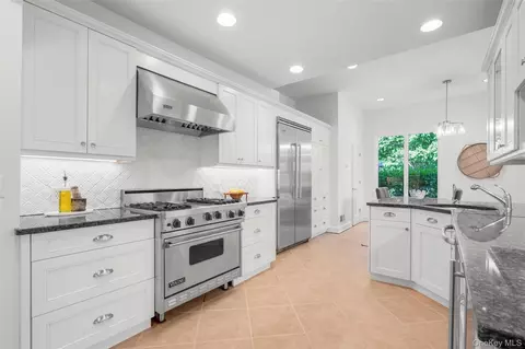 Kitchen - 63 Rye Rd, Rye, NY 10580 photo 2 of 3