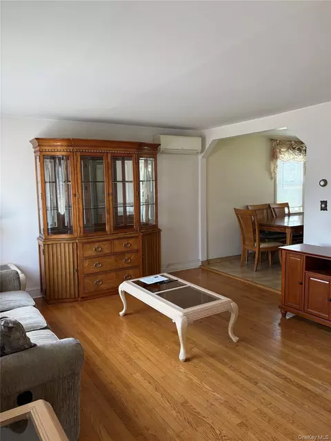 Living - 71 Catskill, Yonkers, NY 10704 photo 1 of 1