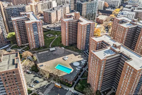 97-40 62nd Dr #8D, New York, NY 11374