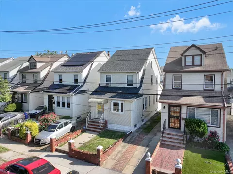 225-25 106th Ave, New York, NY 11429