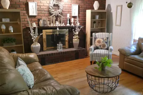 Living - 37 Valhalla Rd, Kent, NY 10512 photo 1 of 2