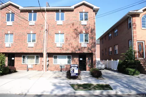 150-42 99th Pl, New York, NY 11417