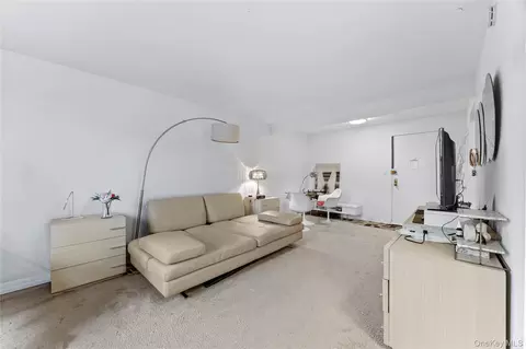 2830 Briggs Ave #4C, New York, NY 10458