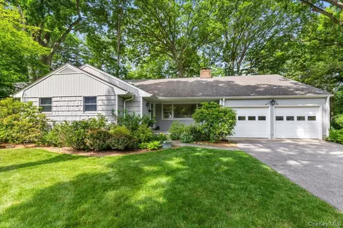 22 Paddock Rd, Rye Brook, NY 10573