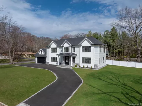 11 Edcris, Huntington, NY 11743