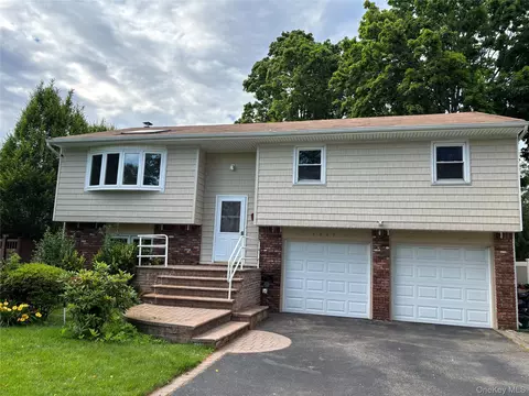 2647 Saw Mill Rd, North Bellmore, NY 11710