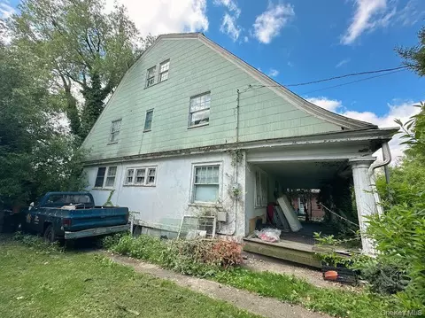14730 Ash Ave, Flushing, NY 11355