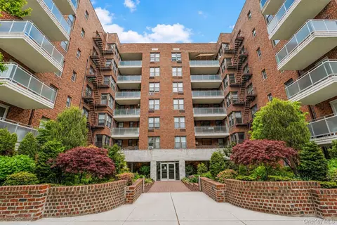 9511 Shore Rd #112, Brooklyn, NY 11209