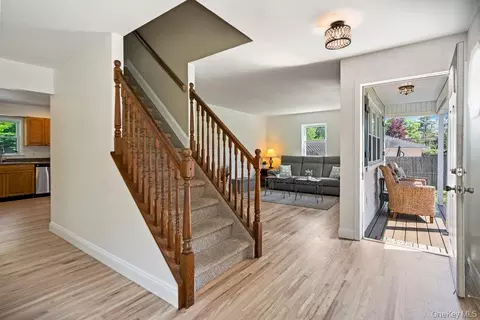 Entry Way - 225 Walker Ave, Brookhaven, NY 11772 photo 2 of 2