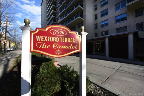 175-20 Wexford Ter #16L, New York, NY 11432