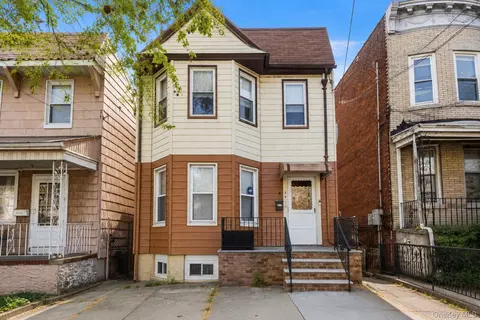 86-32 79th St, New York, NY 11421