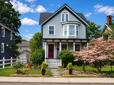 186 Main St, Cornwall, NY 12518