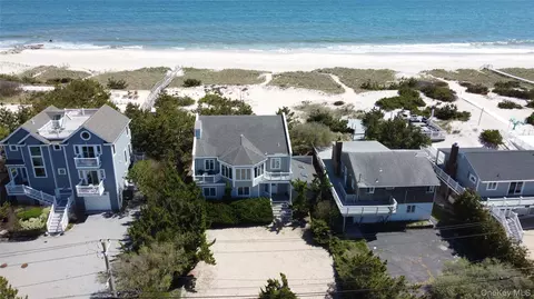 627 Dune Rd, Westhampton Beach, NY 11978