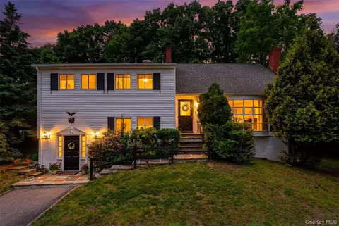 2 Burkewood Rd, Greenburgh, NY 10530