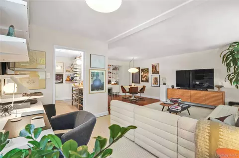 7423 Ridge Blvd #1C, Brooklyn, NY 11209