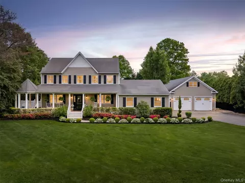 25 Fawn Xing, Wading River, NY 11792