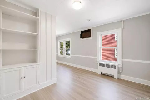 Living - 653 Highland Ave, Peekskill, NY 10566 photo 5 of 6