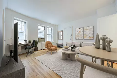6 Burns St #211, Forest Hills, NY 11375
