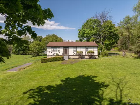 200 Conklingtown Rd, Goshen, NY 10924