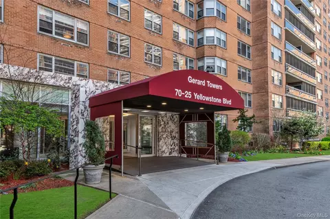 70-25 Yellowstone Blvd #2 N, Forest Hills, NY 11375