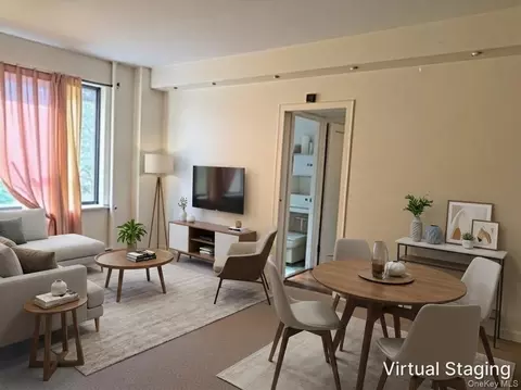 1527 Metropolitan Ave #3A, New York, NY 10462