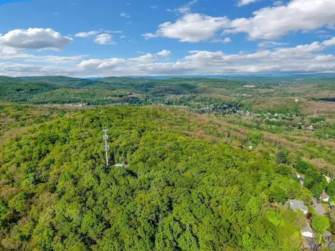 26 Council Crest Rd, Ramapo, NY 10974