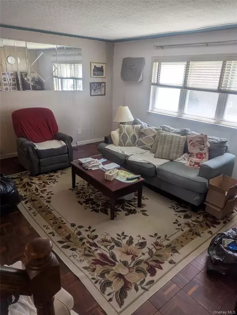 3016 Lawton Ave, New York, NY 10465