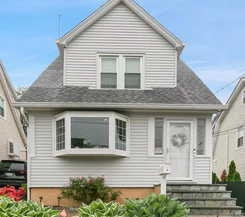 38 Emmett Ter, New Rochelle, NY 10805