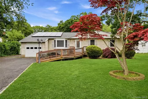 289 Central Ave, Bohemia, NY 11716