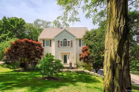 107 Scenic Dr W, Cortlandt, NY 10520