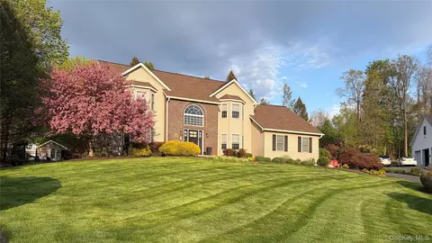 105 Jessica Ct, Cornwall, NY 12518