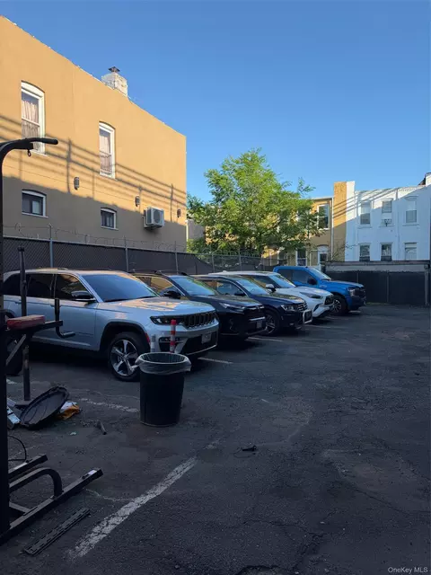 2 Danforth, New York, NY 11208 photo 6