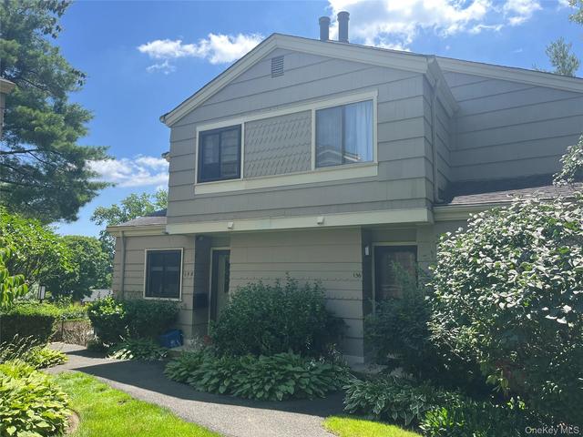 158 Branchwood Ln, Clarkstown, NY 10954