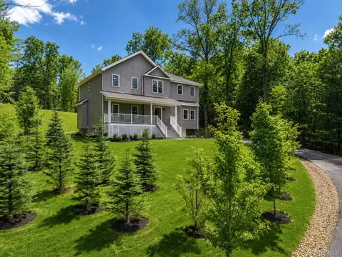 18 Fernglade Ct, Monroe, NY 10950